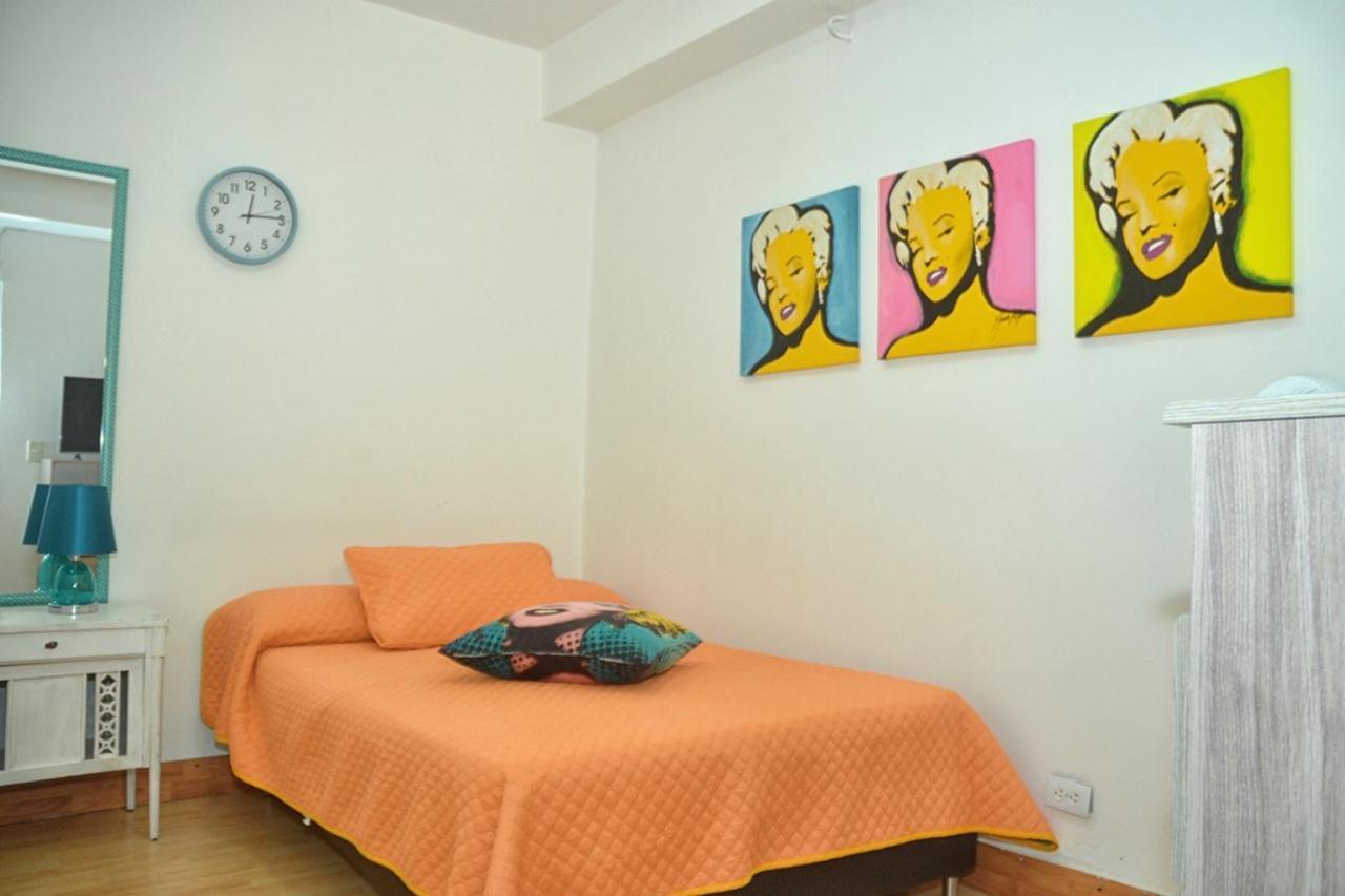 Hostal Y Spa Calle Doce Меделин Екстериор снимка